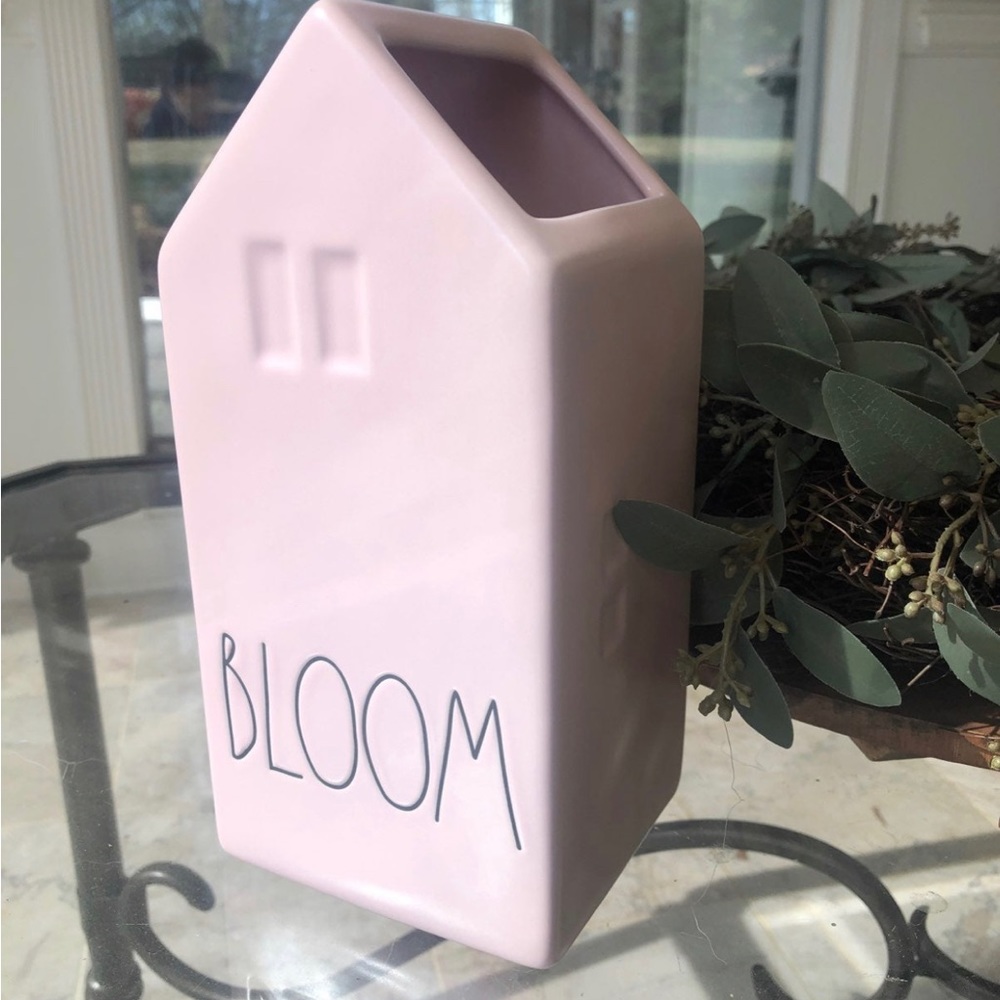 RAE DUNN Bloom flower vase
